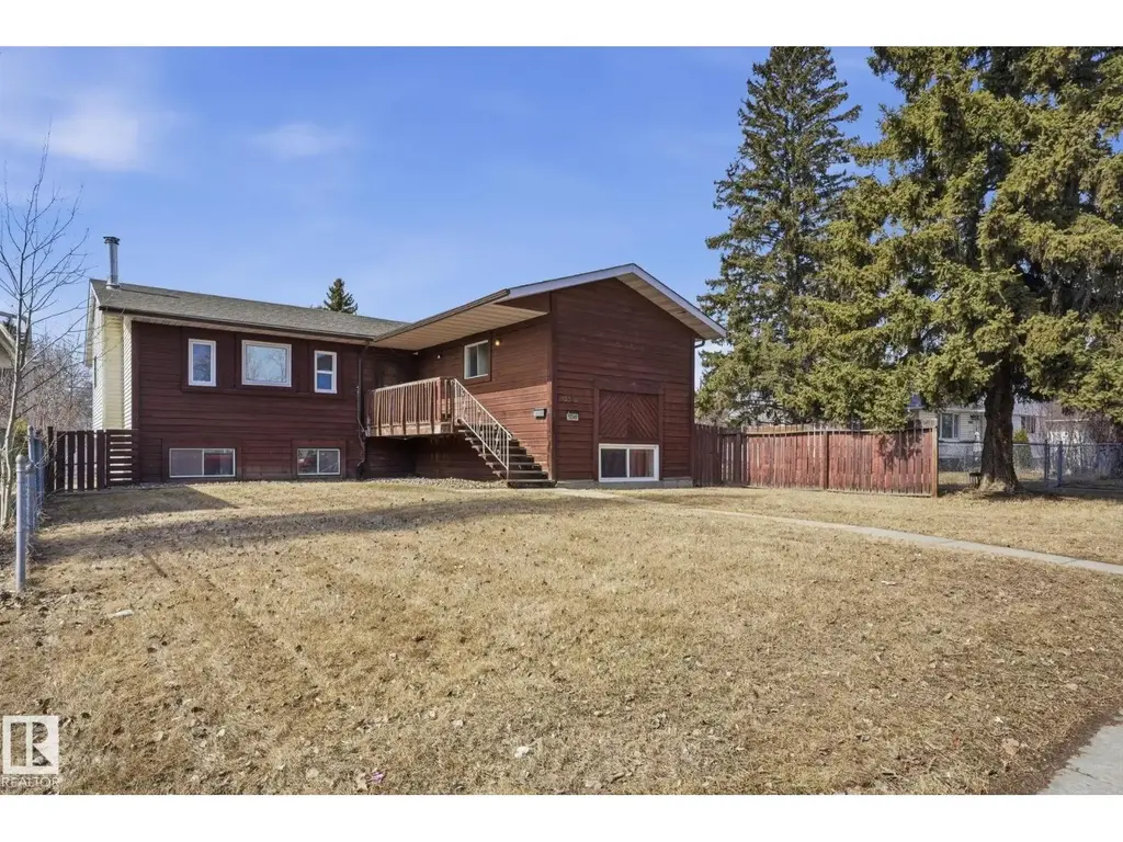 12340 St Albert Tr Nw, Edmonton